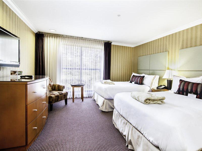 Executive Suites Hotel & Conference Center, Metro Vancouver Burnaby Eksteriør billede