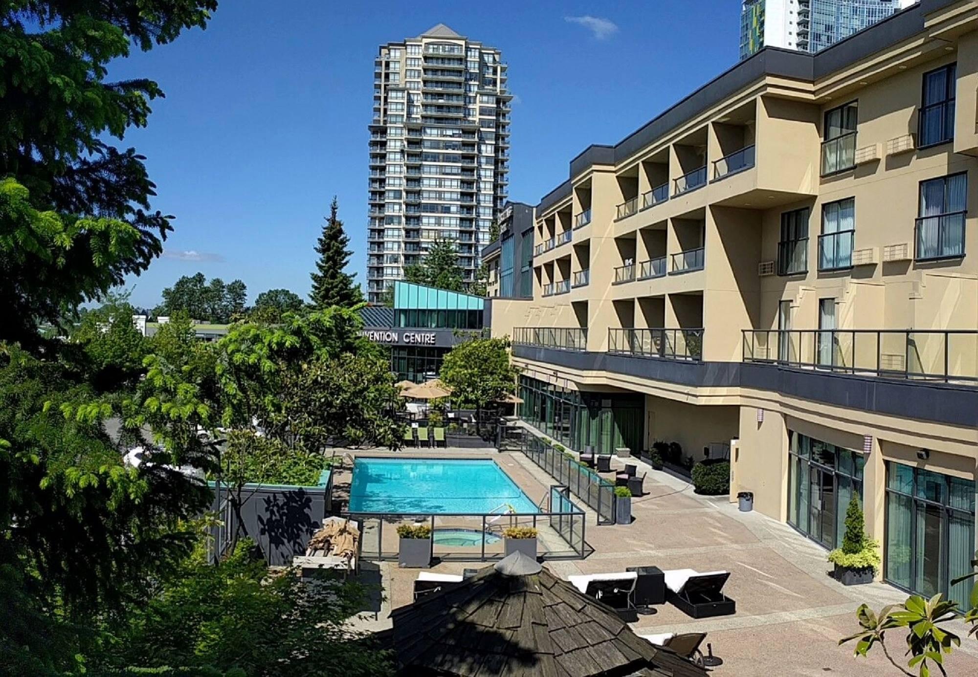 Executive Suites Hotel & Conference Center, Metro Vancouver Burnaby Eksteriør billede