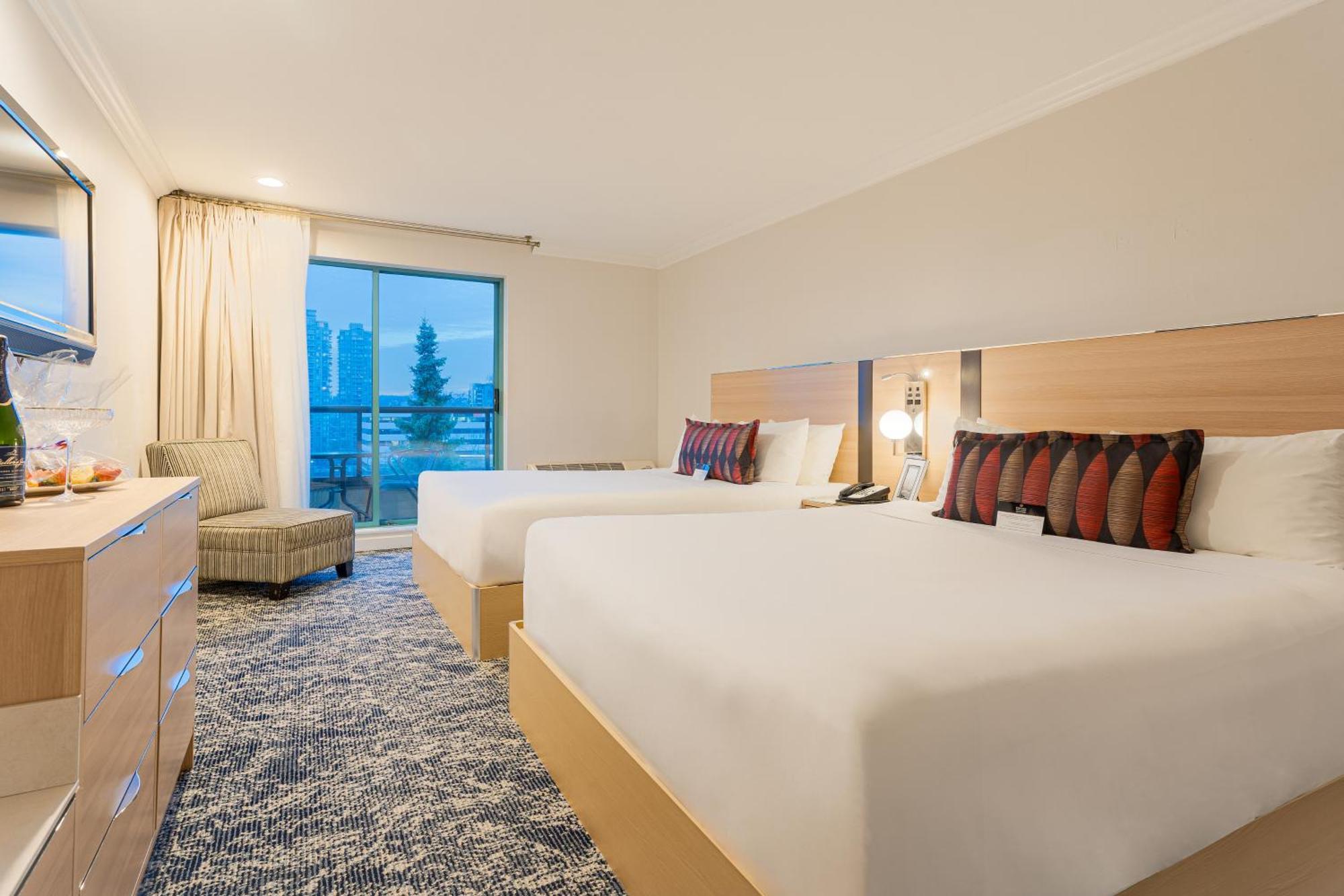 Executive Suites Hotel & Conference Center, Metro Vancouver Burnaby Eksteriør billede